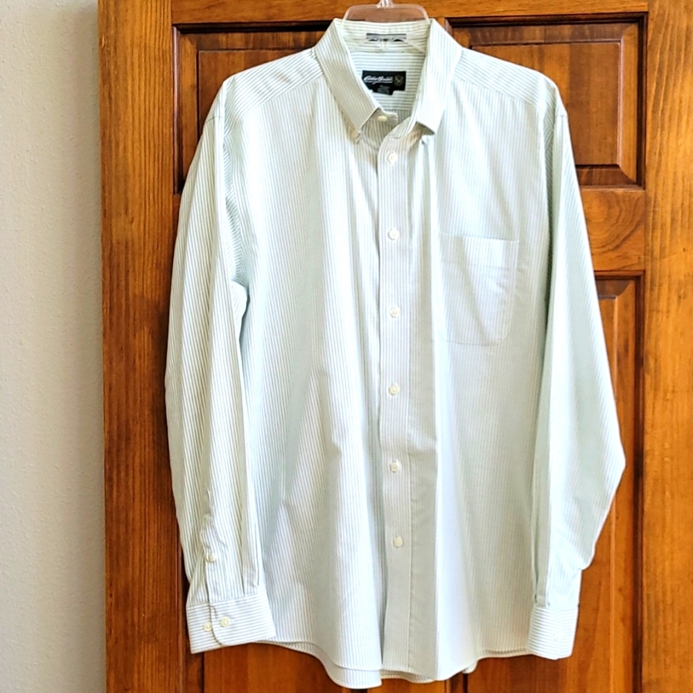 Eddie Bauer Mens long sleeve dress shirt  - Size Large